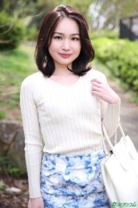 ちっちゃ可愛いキツマン熟女さんと飛びっこで火照るホテルIN！